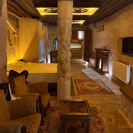 Dionysos Cave Cappadocia Hotel อูร์กุบ ภายนอก รูปภาพ