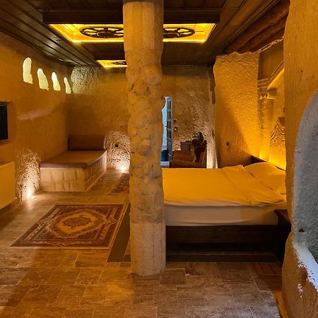 Dionysos Cave Cappadocia Hotel อูร์กุบ ภายนอก รูปภาพ