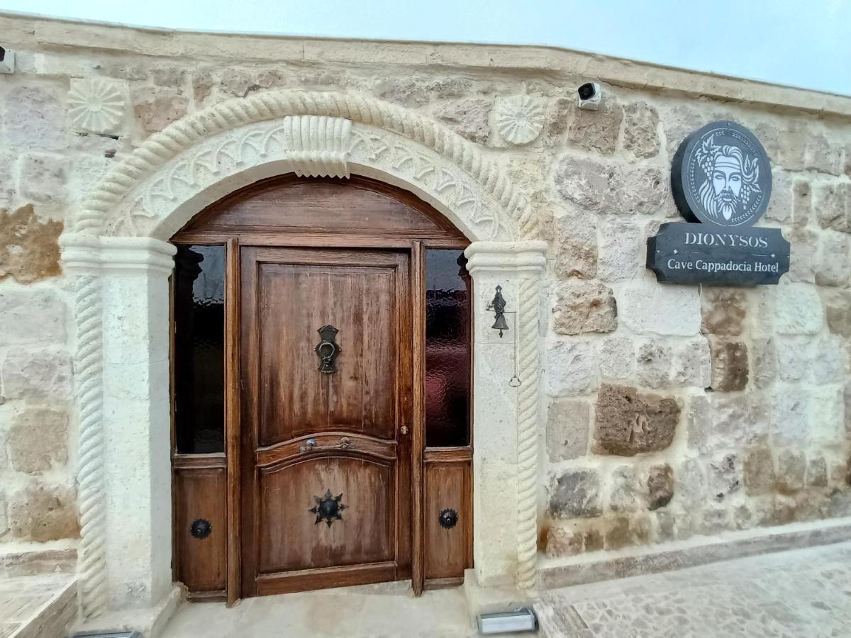 Dionysos Cave Cappadocia Hotel อูร์กุบ ภายนอก รูปภาพ