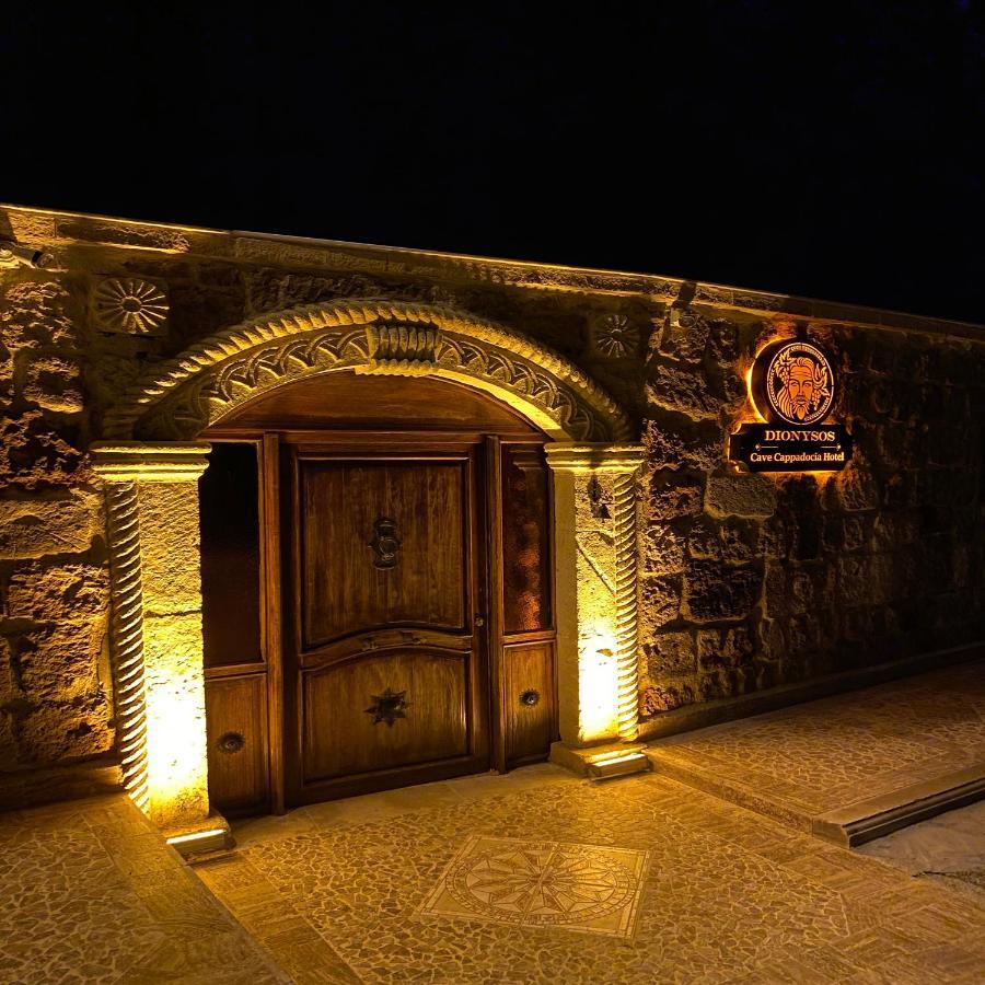 Dionysos Cave Cappadocia Hotel อูร์กุบ ภายนอก รูปภาพ