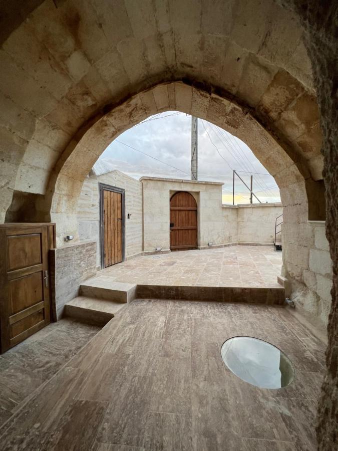 Dionysos Cave Cappadocia Hotel อูร์กุบ ภายนอก รูปภาพ