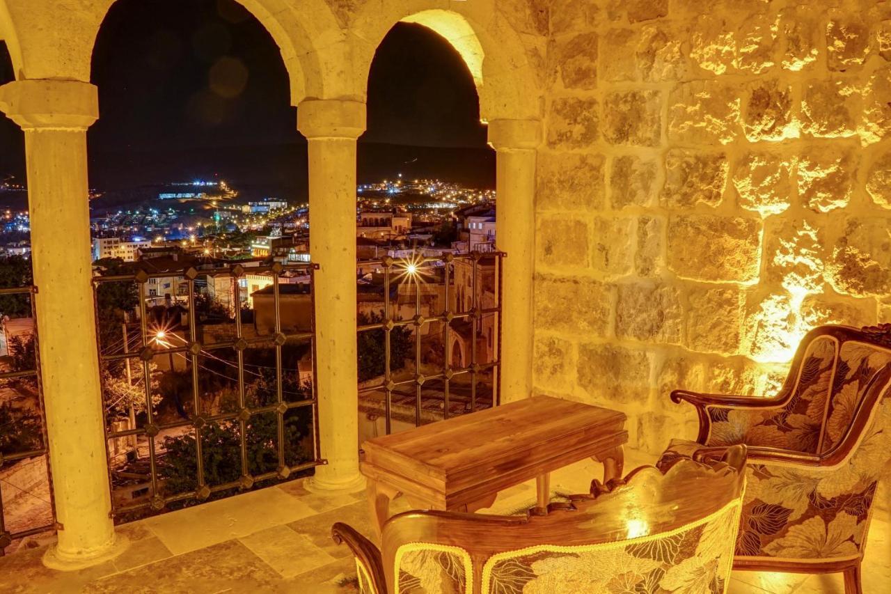 Dionysos Cave Cappadocia Hotel อูร์กุบ ภายนอก รูปภาพ