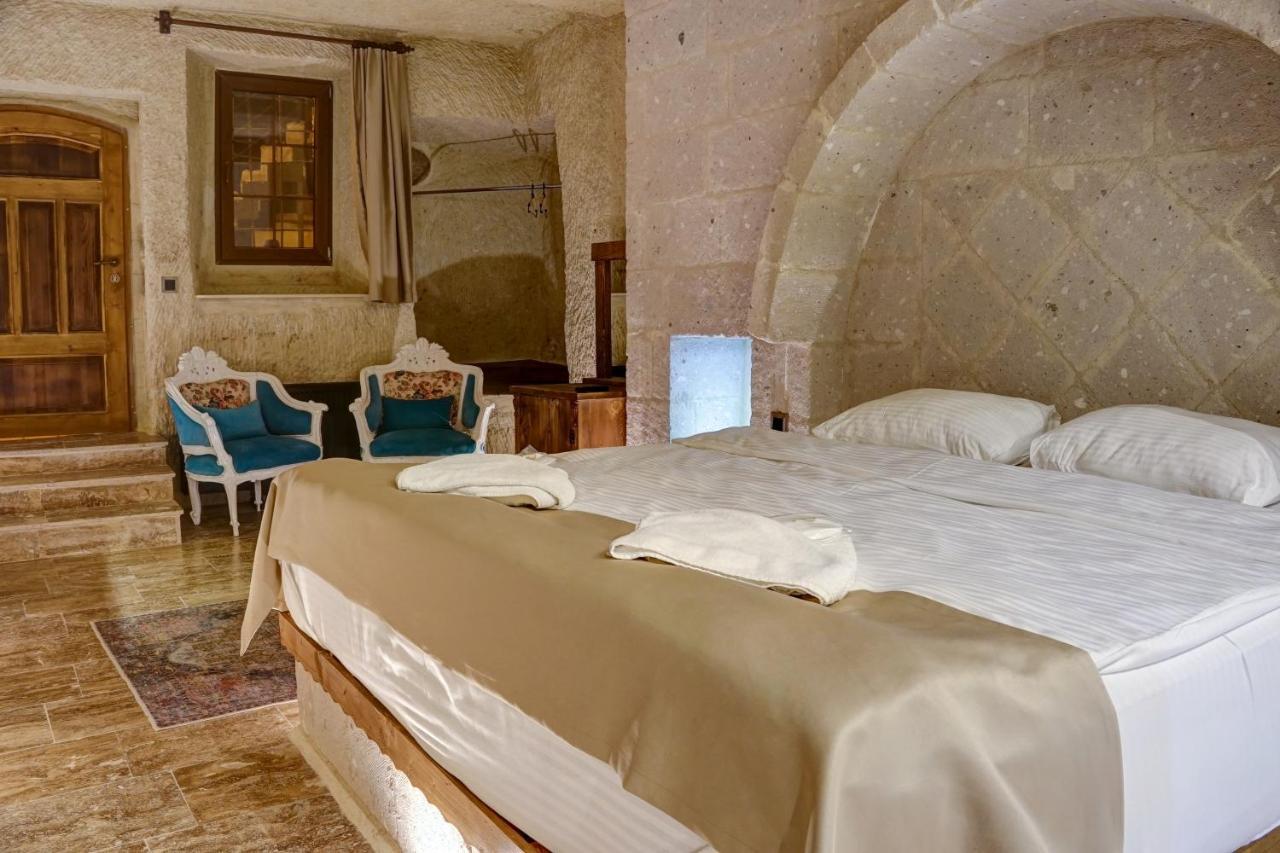Dionysos Cave Cappadocia Hotel อูร์กุบ ภายนอก รูปภาพ