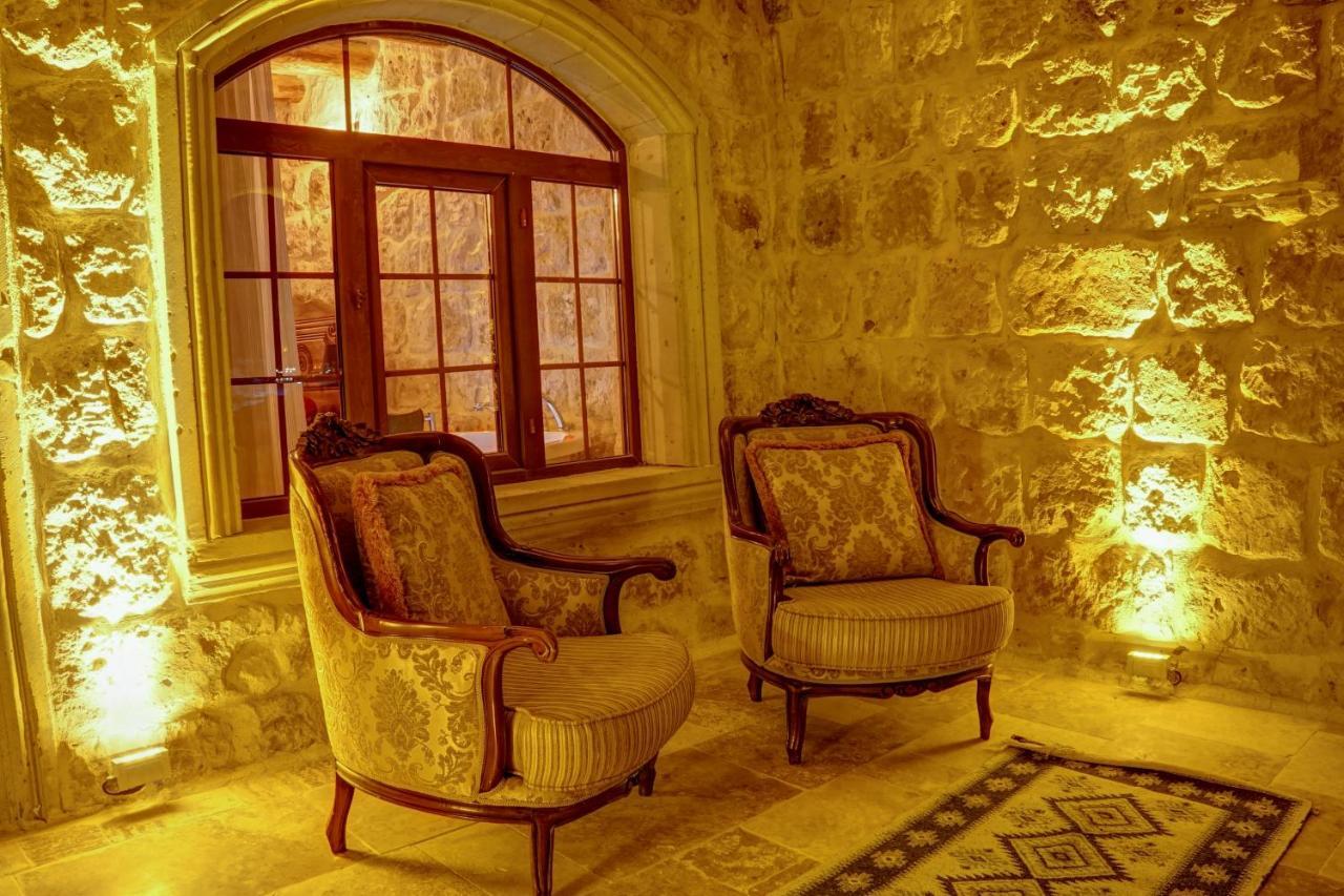 Dionysos Cave Cappadocia Hotel อูร์กุบ ภายนอก รูปภาพ