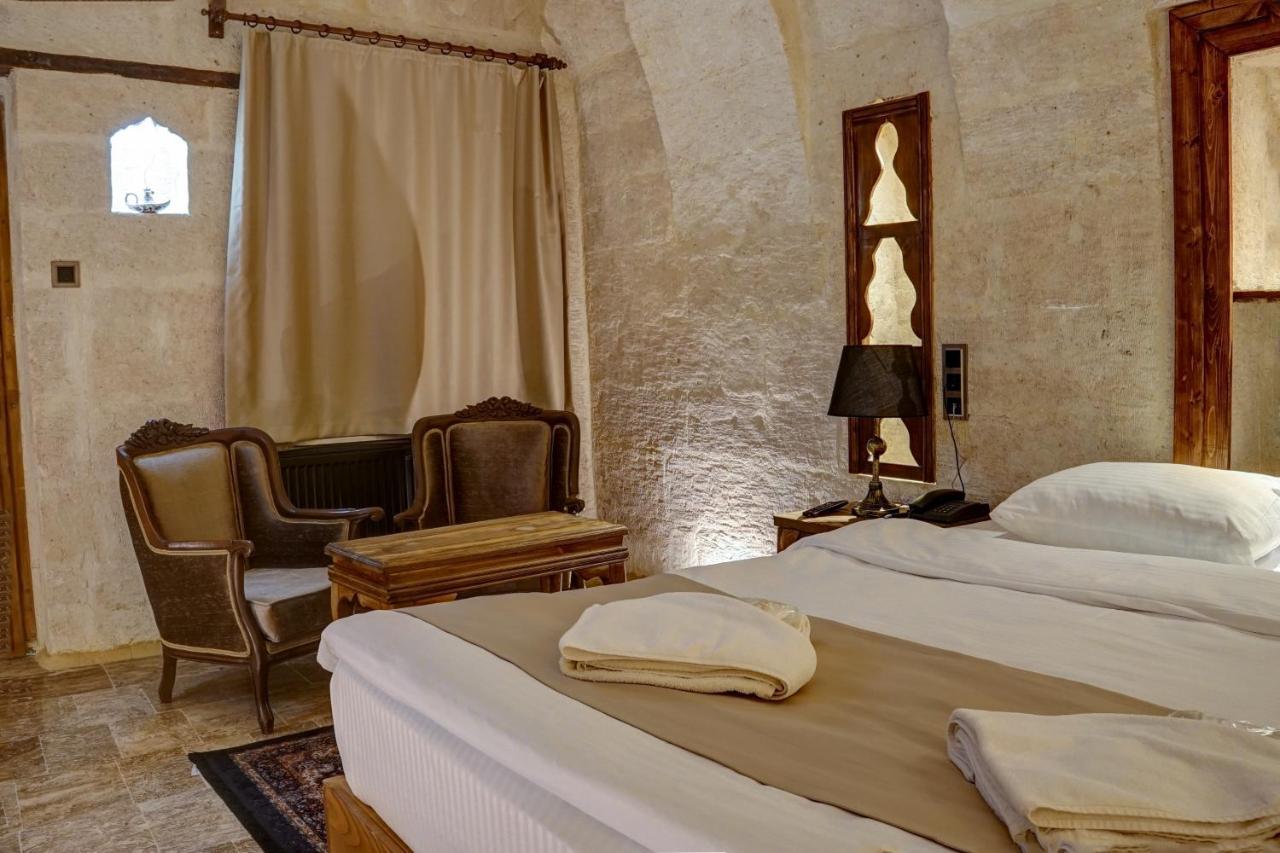 Dionysos Cave Cappadocia Hotel อูร์กุบ ภายนอก รูปภาพ
