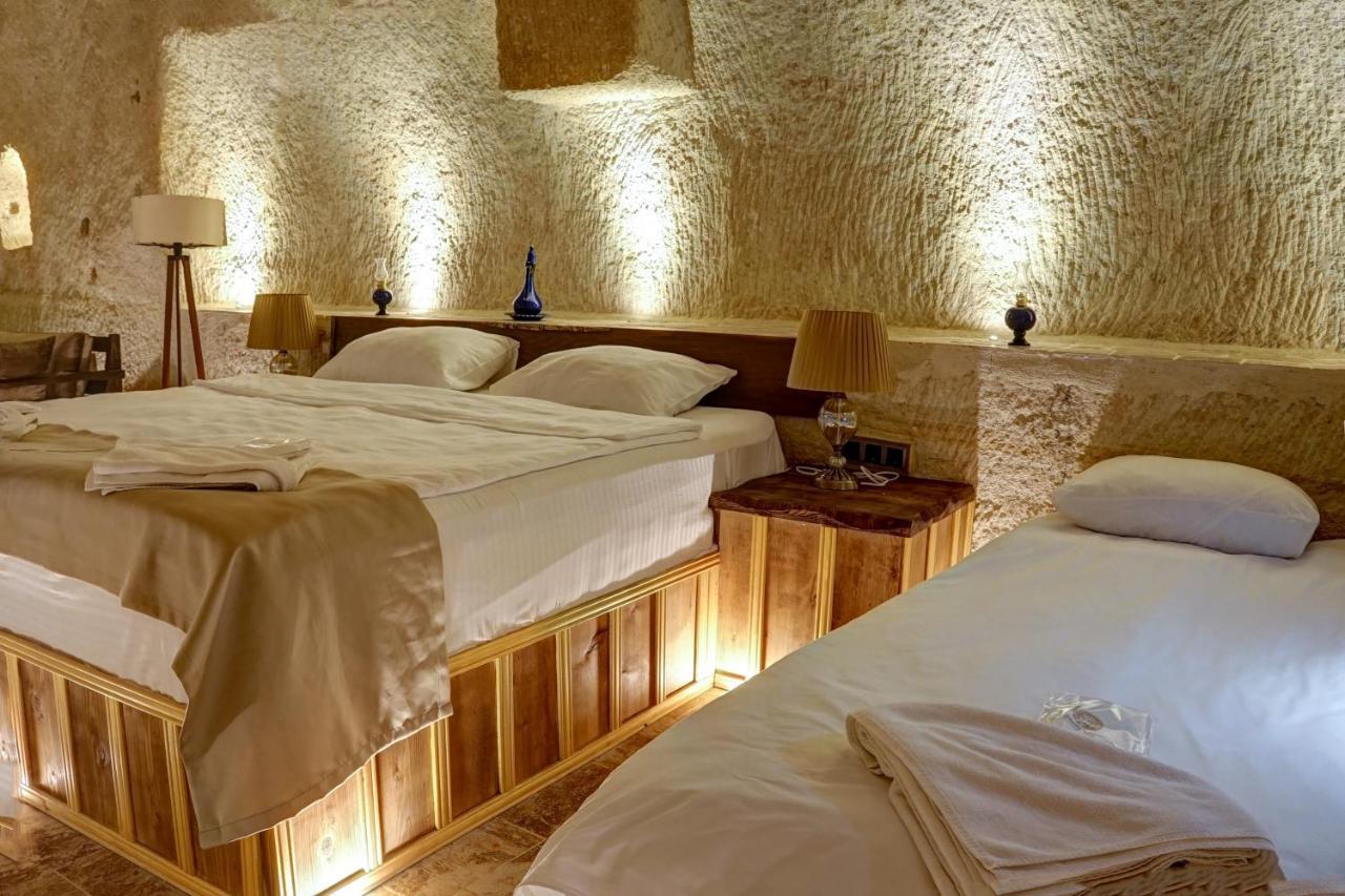 Dionysos Cave Cappadocia Hotel อูร์กุบ ภายนอก รูปภาพ
