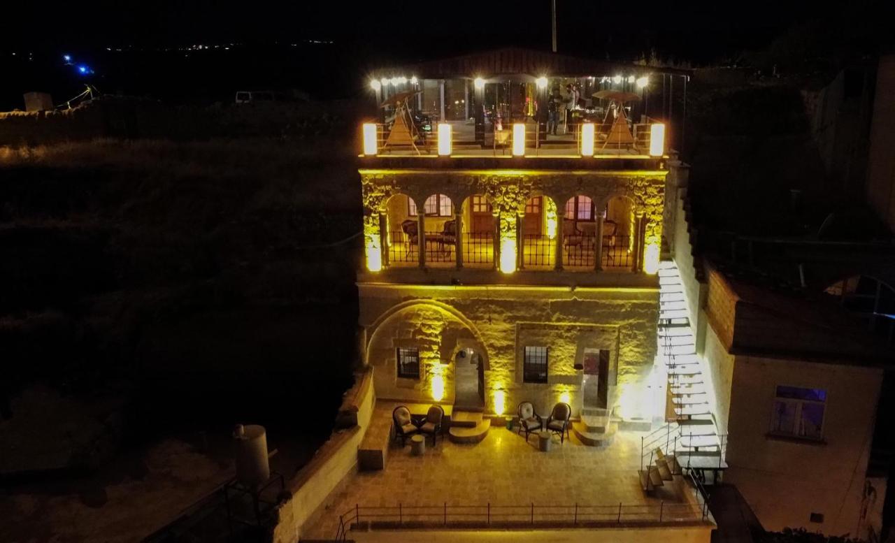 Dionysos Cave Cappadocia Hotel อูร์กุบ ภายนอก รูปภาพ